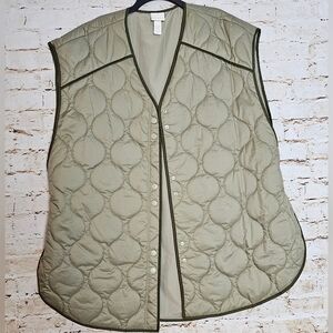 NWOT H&M Water Repellent Quilted Taupe Vest Sz XL/XXL
